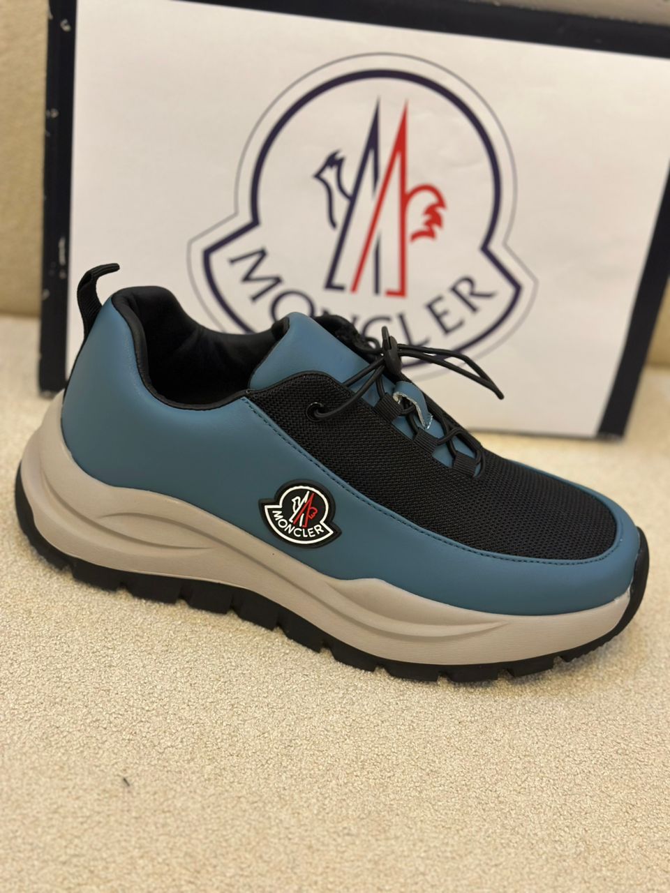 Chaussures MONCLER Homme