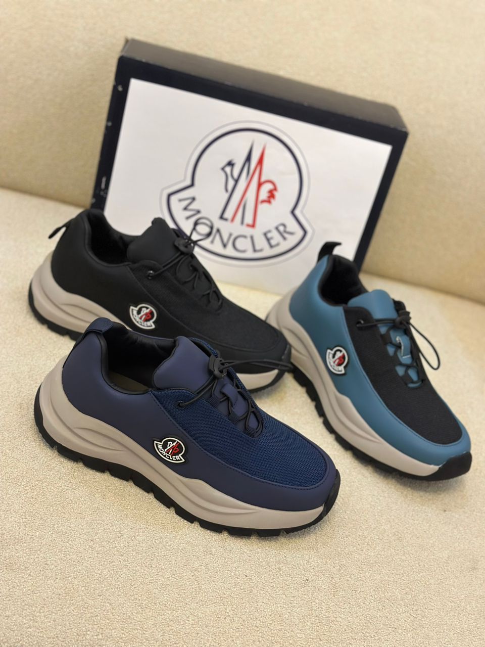 Chaussures MONCLER Homme