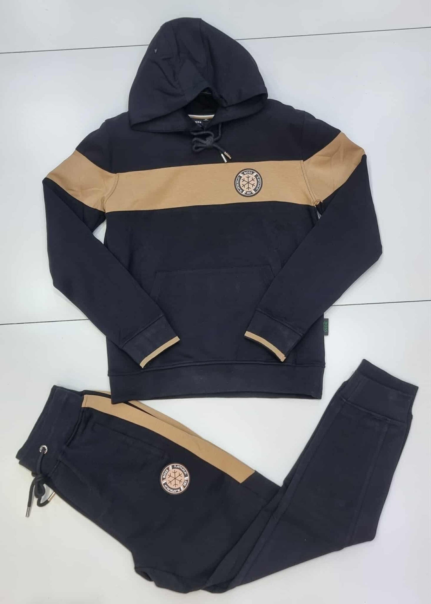 Ensemble Boss capouche